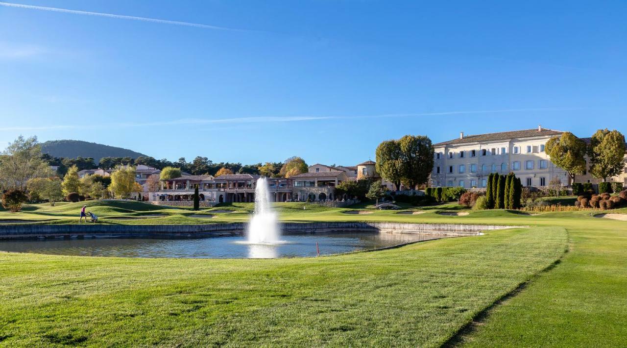 فندق Chateau Et Golf De Taulane La Martre المظهر الخارجي الصورة